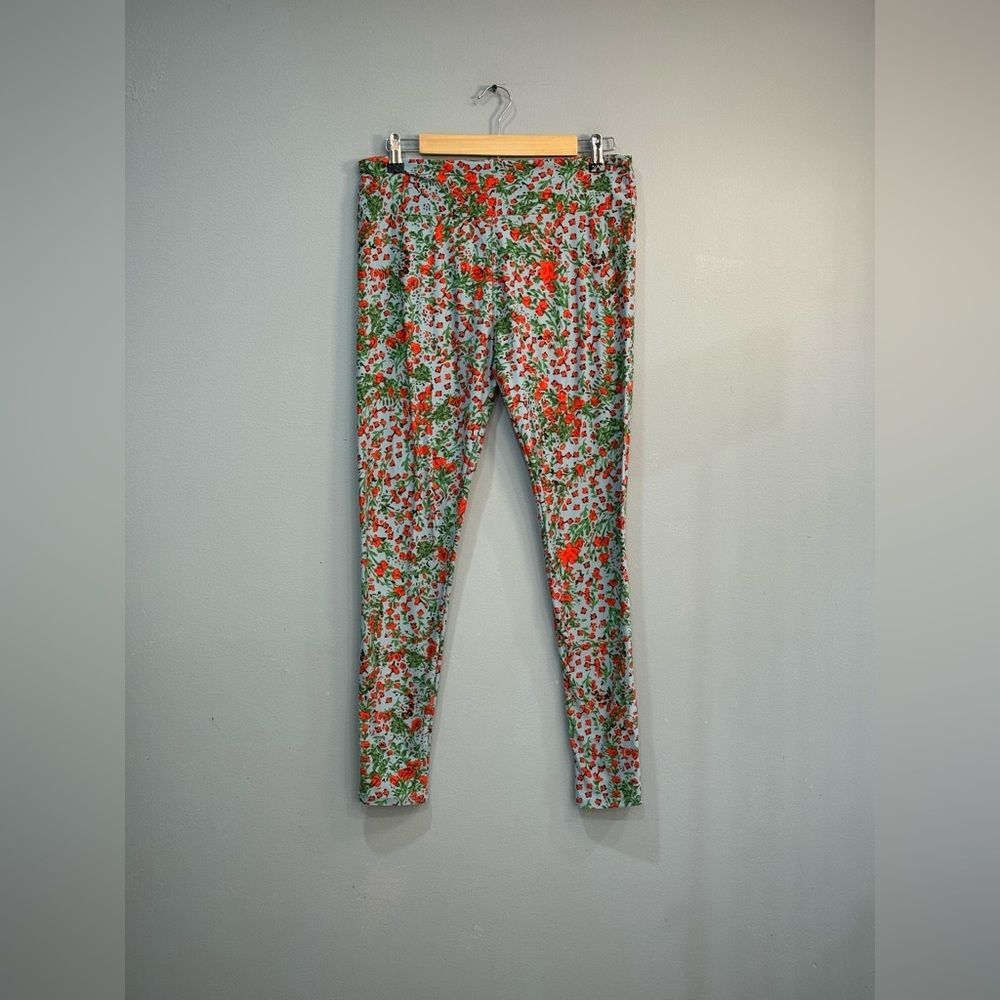 SALE! Lularoe Floral Leggings Tall & Curvy EUC